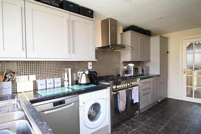Kitchen2.png