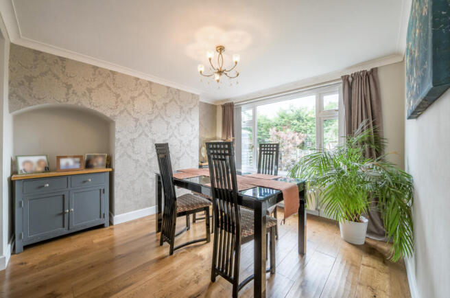 1345572-9-68b0602...