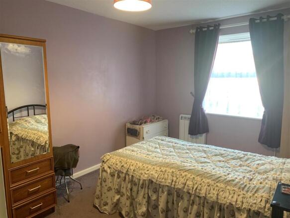 bedroom.jpg