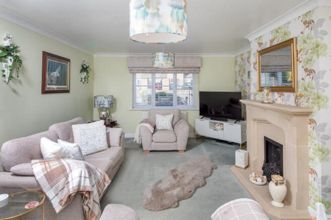 Corby Road, Weldon, Northamptonshire, NN17 3HX photo 4