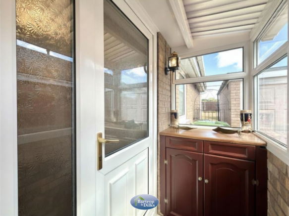 3 bed Detached Bungalow for sale Image 6