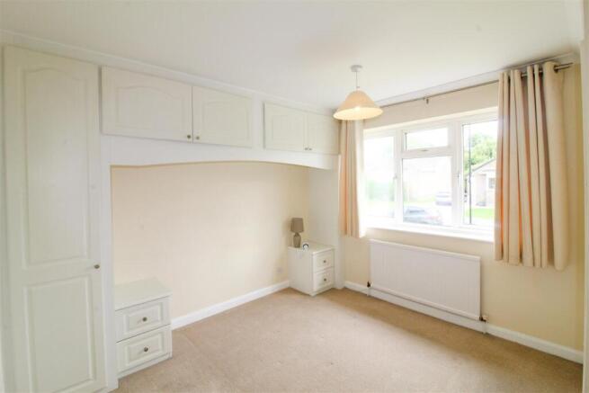 4 bed Detached to rent Image 9