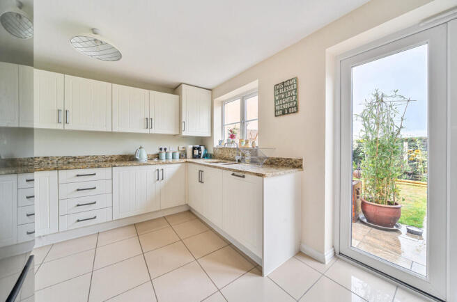 1345893-32-68b5e8...