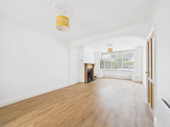 3 bed Semi-Detached for sale Image 5