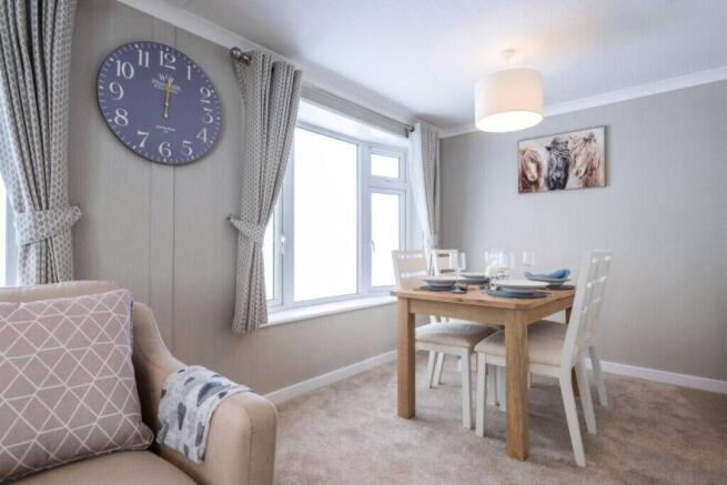 2 bed Park Home for sale Image 8