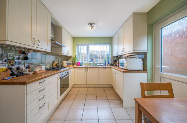 1387572-14-693703...