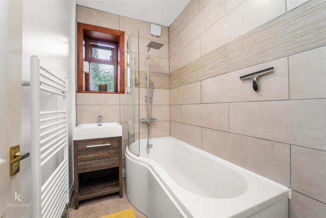 2 bed Bungalow for sale Image 8