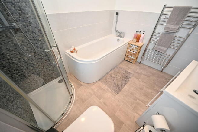 2 bed Terraced for sale Image 9