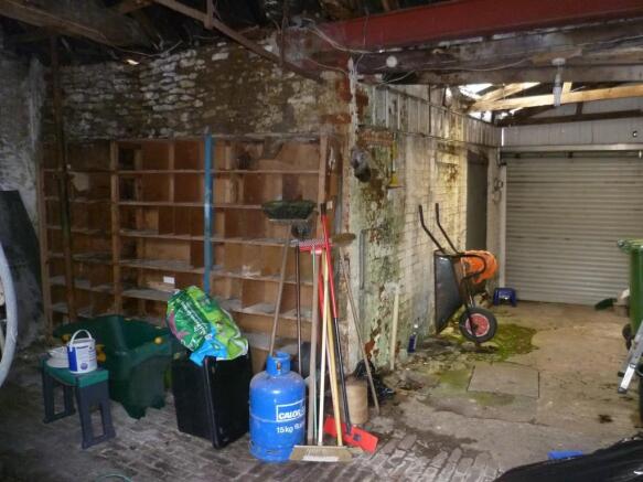 Photo 11