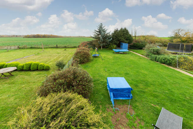 REAR GARDEN (3)