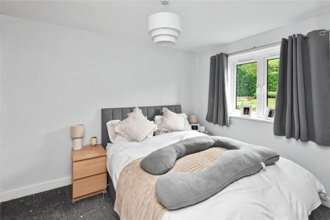 2 bed Apartment for sale Image 6
