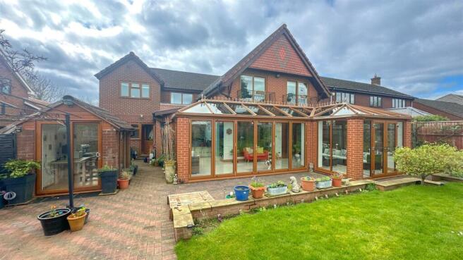 Milby Drive - Image-47.jpg