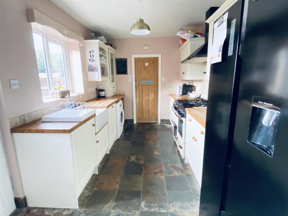 Fitted Kitchen