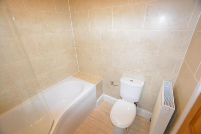 3 bed Terraced to rent Image 10