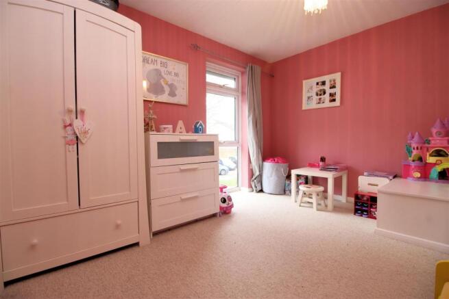 Bedroom 2 .jpg