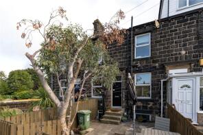 10, Granville Terrace, Yeadon, Leeds LS19 7UW