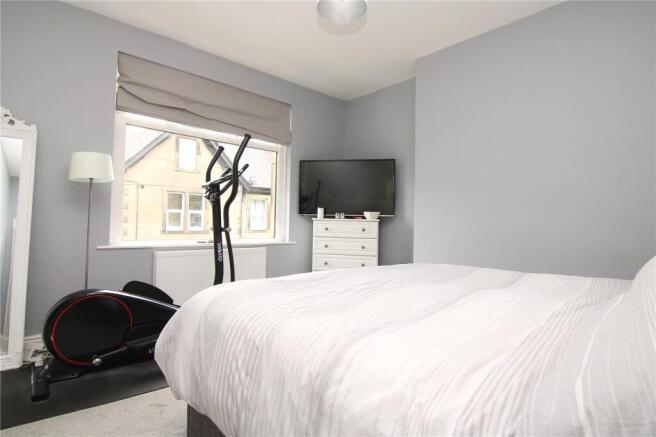 3 bed Terraced for sale Image 6
