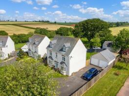 18, Dulings Meadow, Crediton EX17 5PE