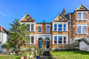 77, Eglinton Hill, London SE18 3NT