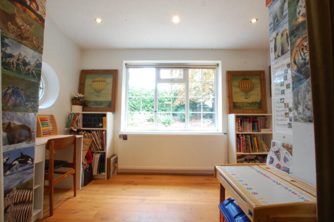 Photo 6