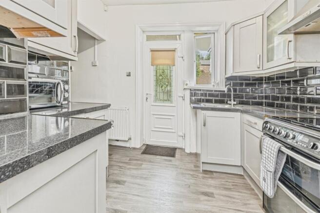 3 bed Detached Bungalow for sale Image 6