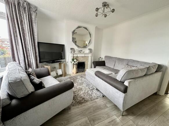 3 bed Semi-Detached for sale Image 5