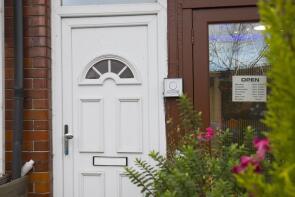 81a, High Street, Hampton Wick KT1 4DG