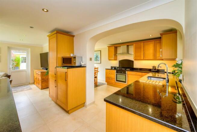 45 Westleigh Drive - Internal (5 of 26).jpg