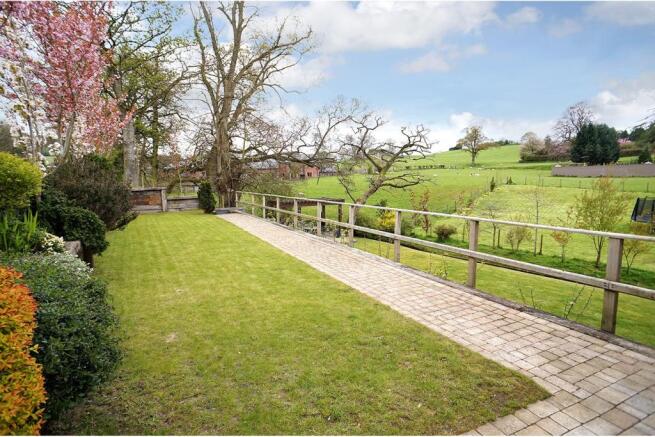 Landscaped  Gardens
