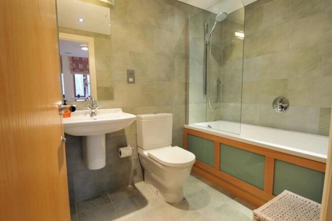 En-suite Bathroom