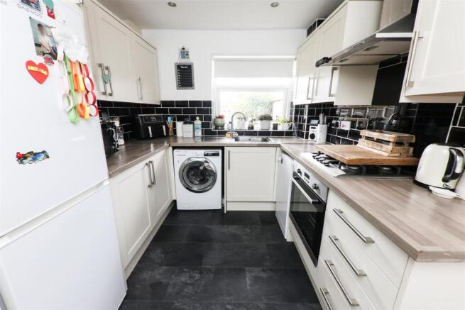 3 bed Detached for sale Image 8