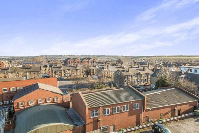 2 bed Apartment for sale Image 8