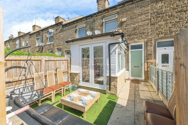 2 bed Terraced for sale Image 9