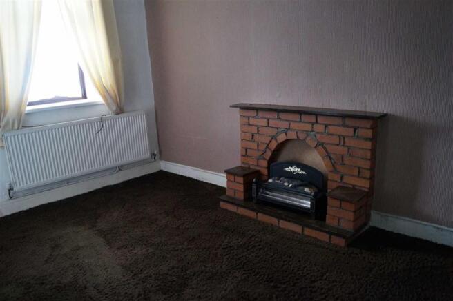 RECEPTION ROOM (LEFT