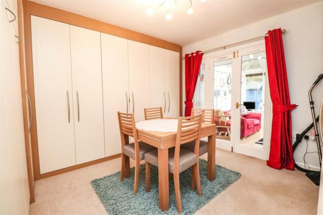 Bed 2/Dining Room