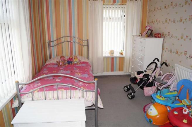 BEDROOM 2 (FRONT)