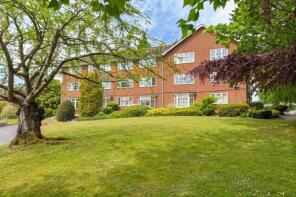 5, Brooklyn Court, Woking GU22 7TQ