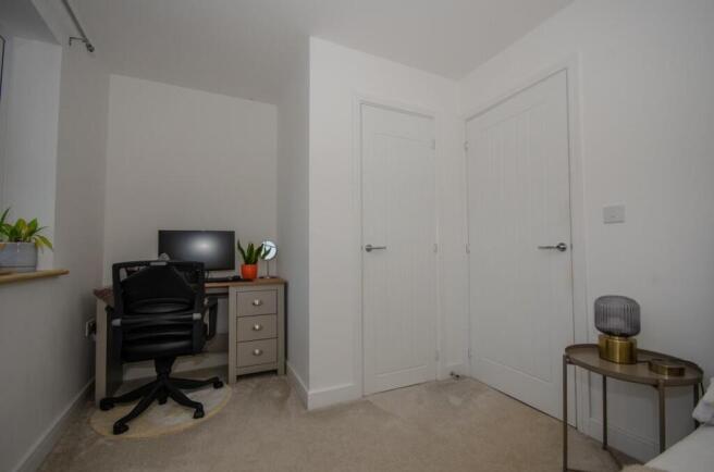 Bedroom 2 pic 2.jpg