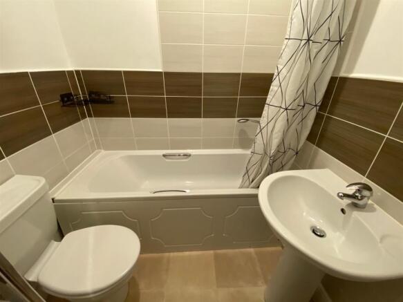 Bathroom.jpg