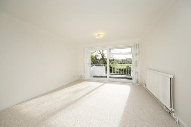 Living/Dining View 3