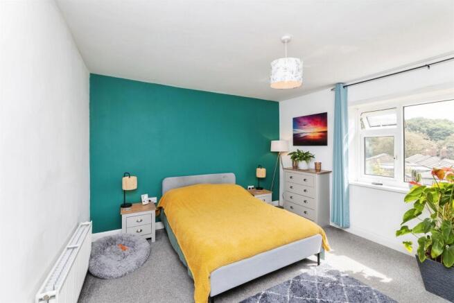 3 bed Terraced for sale Image 7