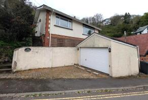 Kingfisher, Weeke Hill, Dartmouth TQ6 9DB