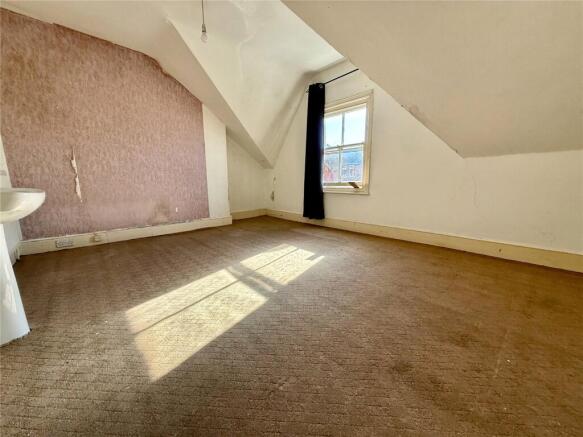 4 bed Flat Share for sale Image 10