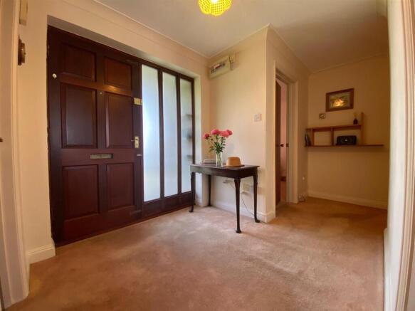 freame hallway