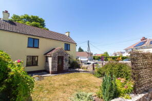 Mead House, The Causeway, Congresbury BS49 5DJ