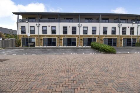 Sunderland Place, Farnborough, Hampshire, GU14