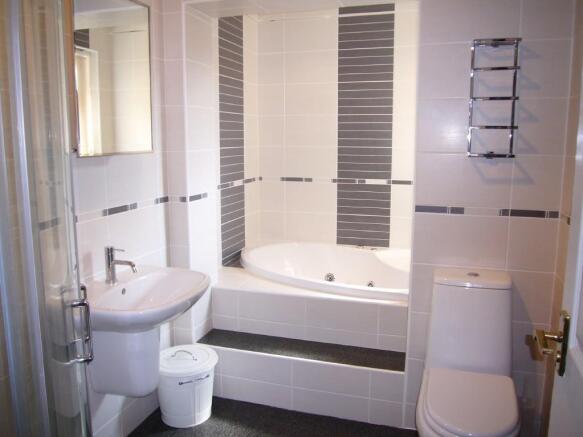 Main Bathroom