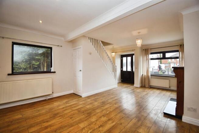 Lounge / dining room