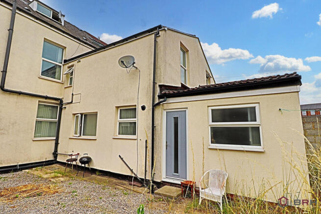 6 bed House of Multiple Occupation for sale Image 10
