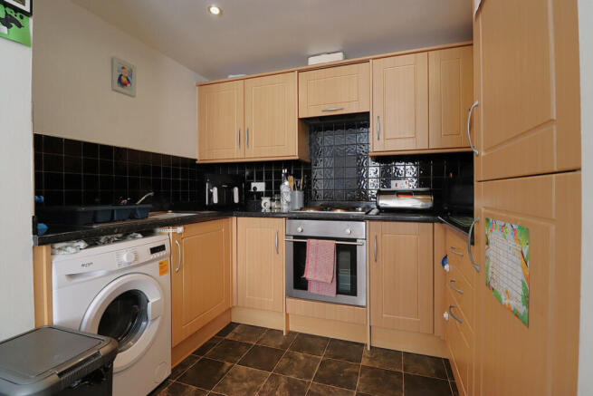 Priory Court, Monk Bretton Barnsley, S71 photo 4